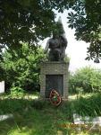 Памятник воинам, погибшим в ВОВ, при освобождении с. Нечаевка фото1 - 2014