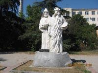 Памятник братьям Ивану (Ованесу) и Габриелю Айвазовским (Айвазянам)