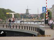 Мельница в центре Амстердама
