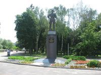 Памятник И.Кожедубу