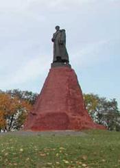 Памятник С.А.Ковпаку